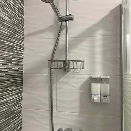 Estudio En Cristianos. Ubicacion Ideal. * Arona (Tenerife)