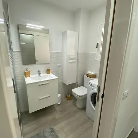 Estudio En Cristianos. Ubicacion Ideal. Apartman Arona